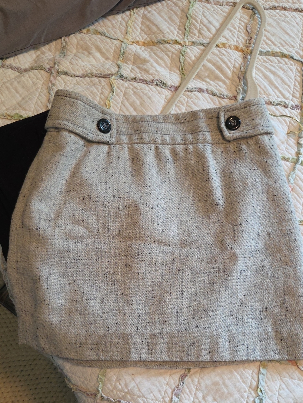 Outback Red Speckled Light Gray Tweed Mini Skirt with Button Details